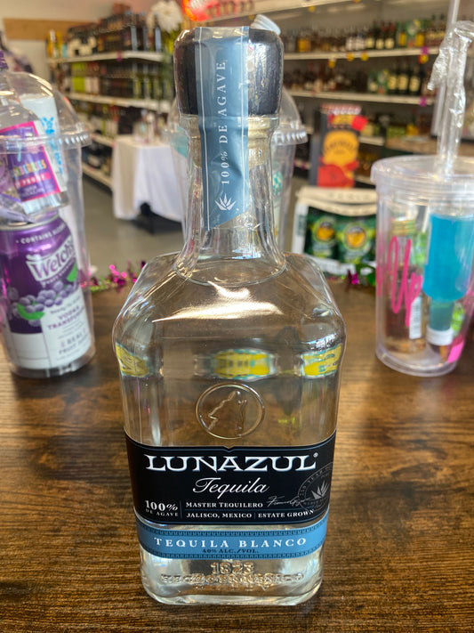 Lunazel Tequila Blanco (375 mL)