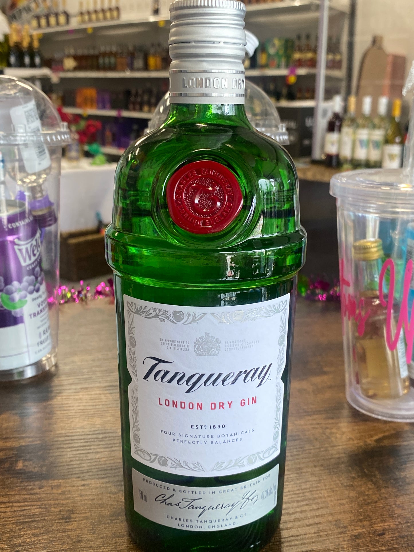 Tanqueray (750mL)