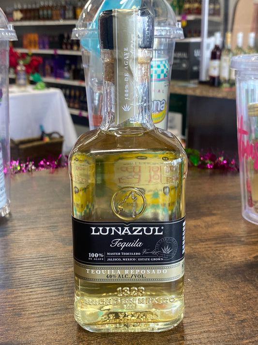 Lunazel Reposado (375 mL)