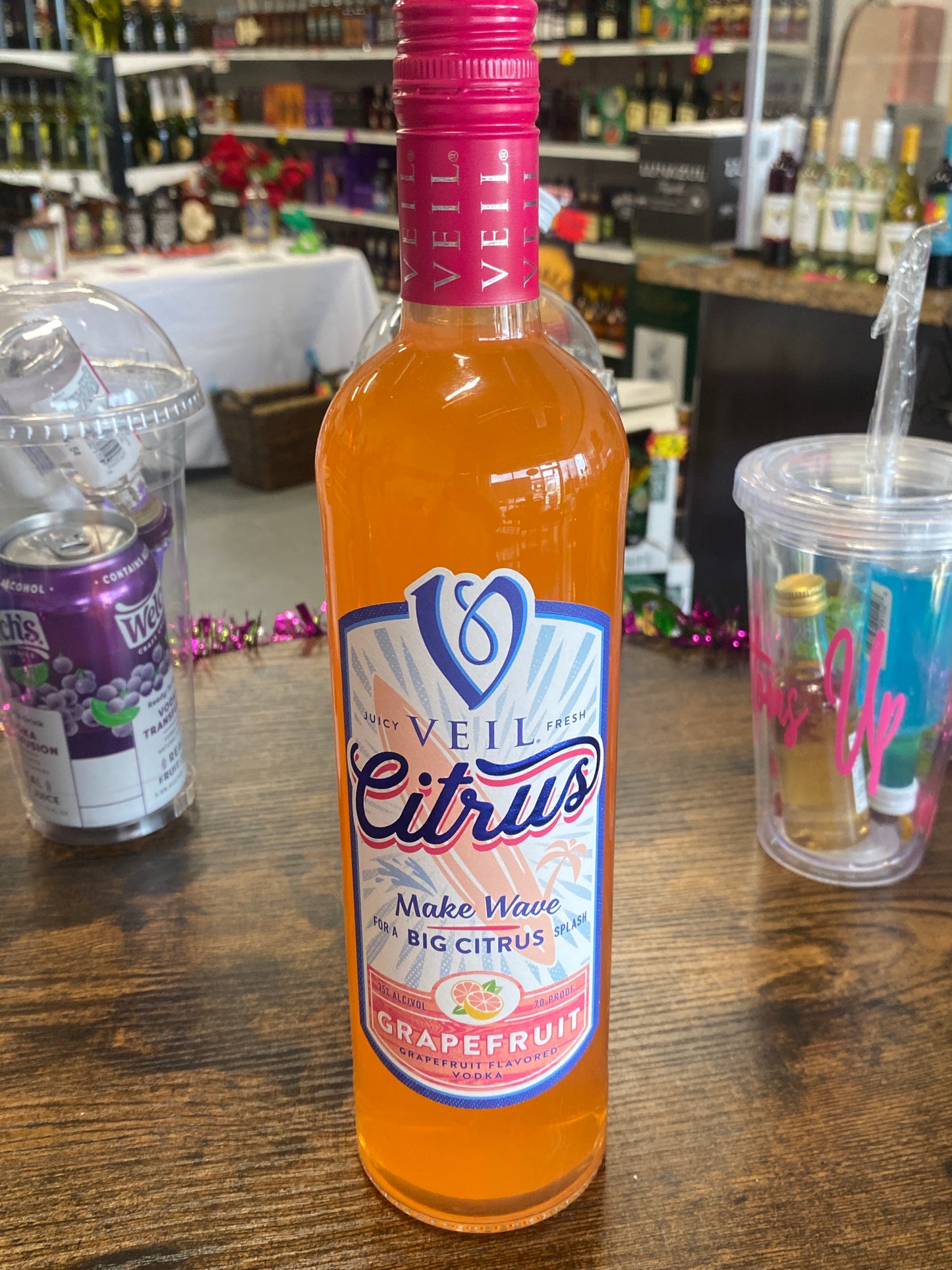Veil Grapefruit (750mL)