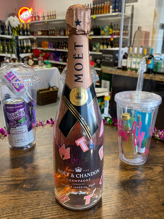 Moet Champagne Rose