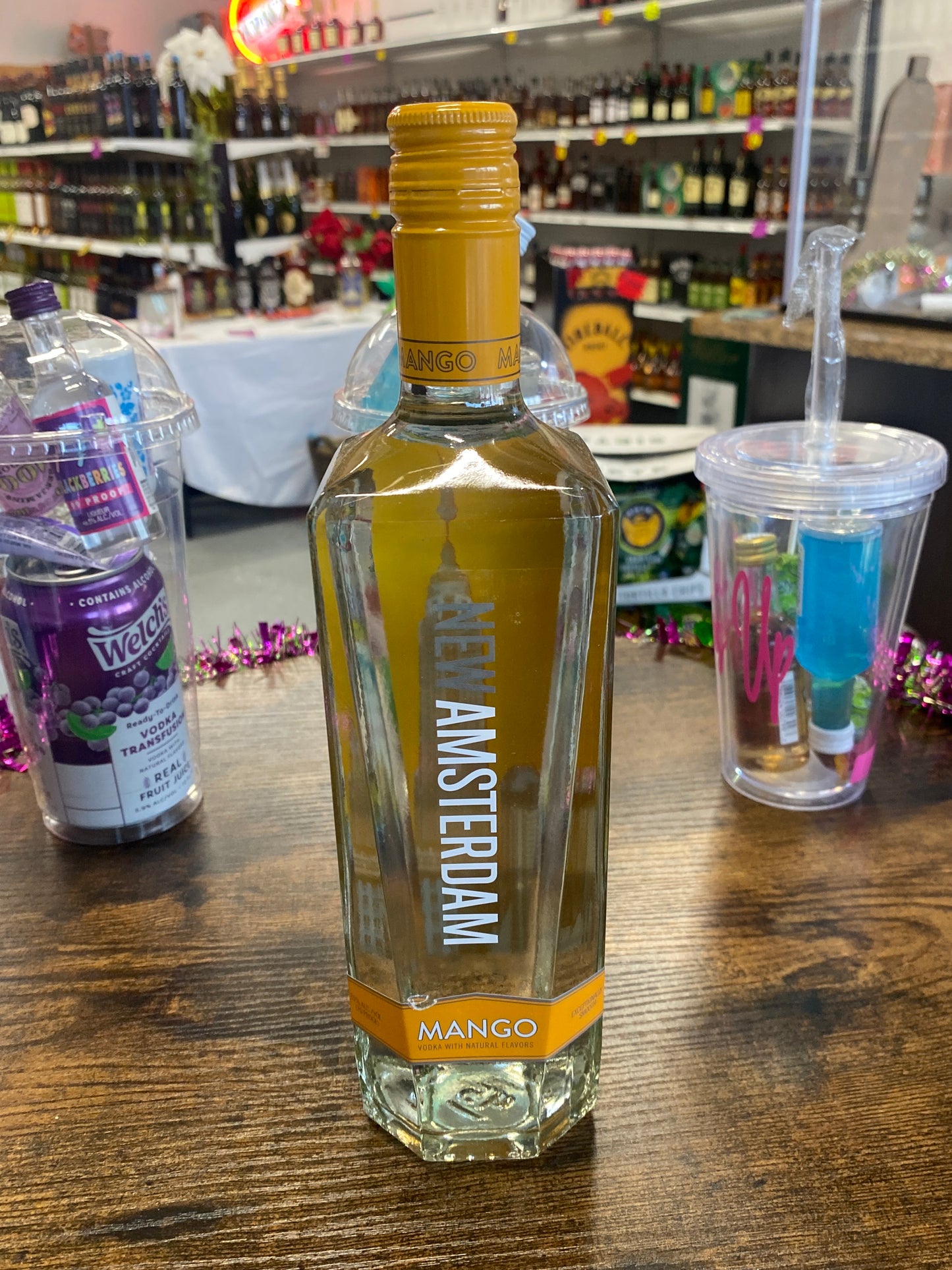 New Amsterdam Mango (750mL)